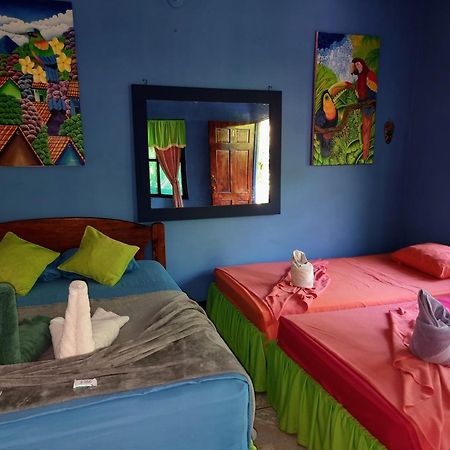 Cabinas Tortuguero Natural ภายนอก รูปภาพ