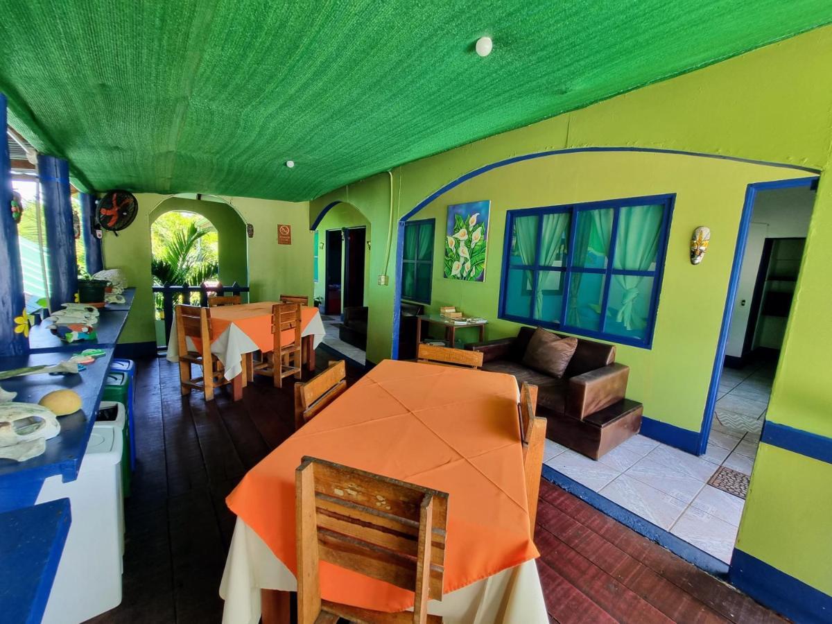 Cabinas Tortuguero Natural ภายนอก รูปภาพ