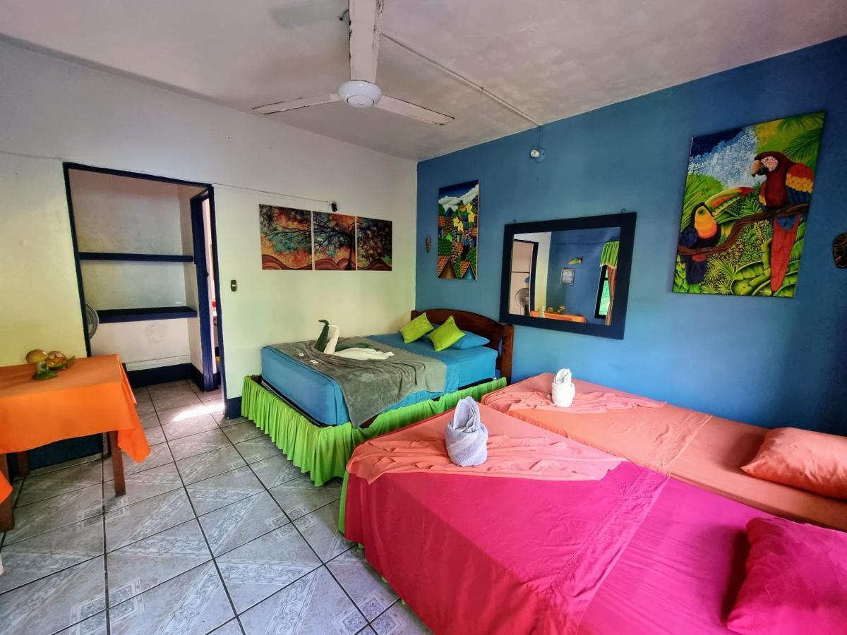 Cabinas Tortuguero Natural ภายนอก รูปภาพ