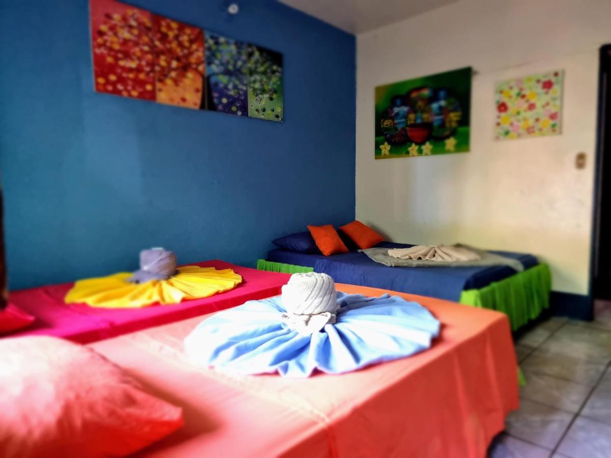 Cabinas Tortuguero Natural ภายนอก รูปภาพ