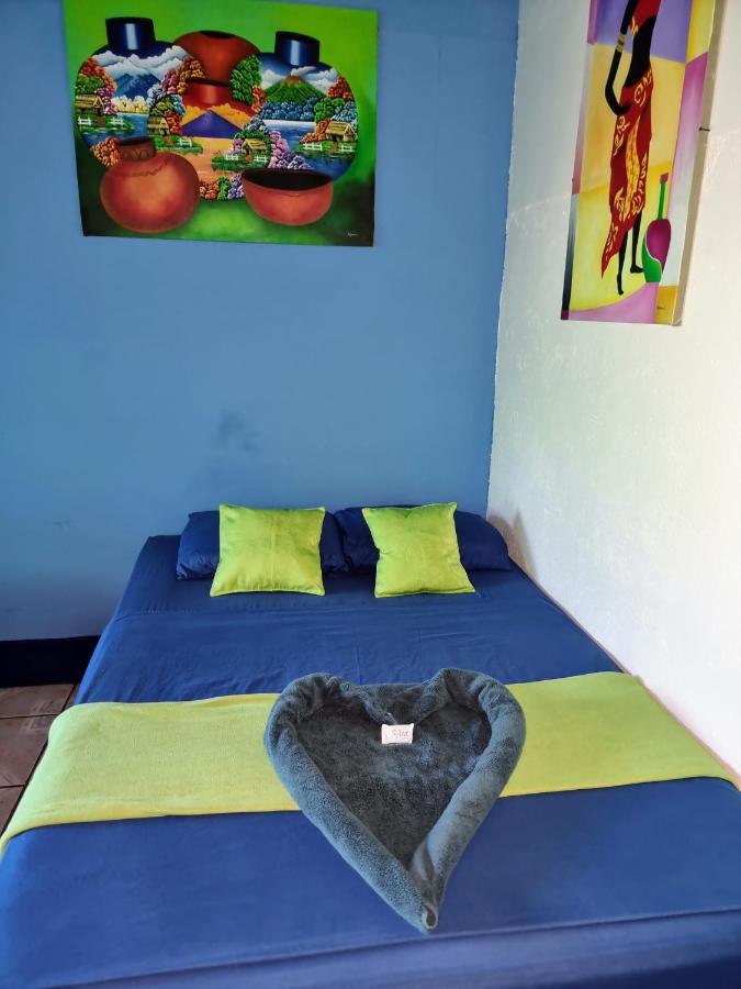 Cabinas Tortuguero Natural Hostel ภายนอก รูปภาพ