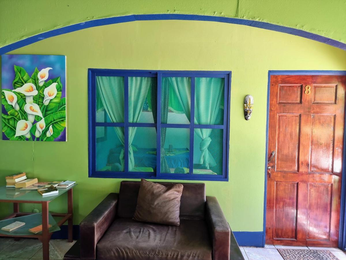 Cabinas Tortuguero Natural Hostel ภายนอก รูปภาพ