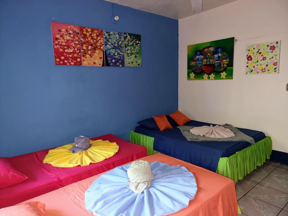 Cabinas Tortuguero Natural ภายนอก รูปภาพ