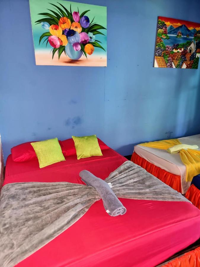 Cabinas Tortuguero Natural ภายนอก รูปภาพ