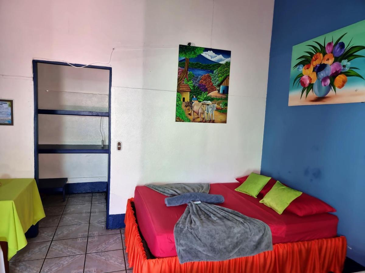 Cabinas Tortuguero Natural ภายนอก รูปภาพ