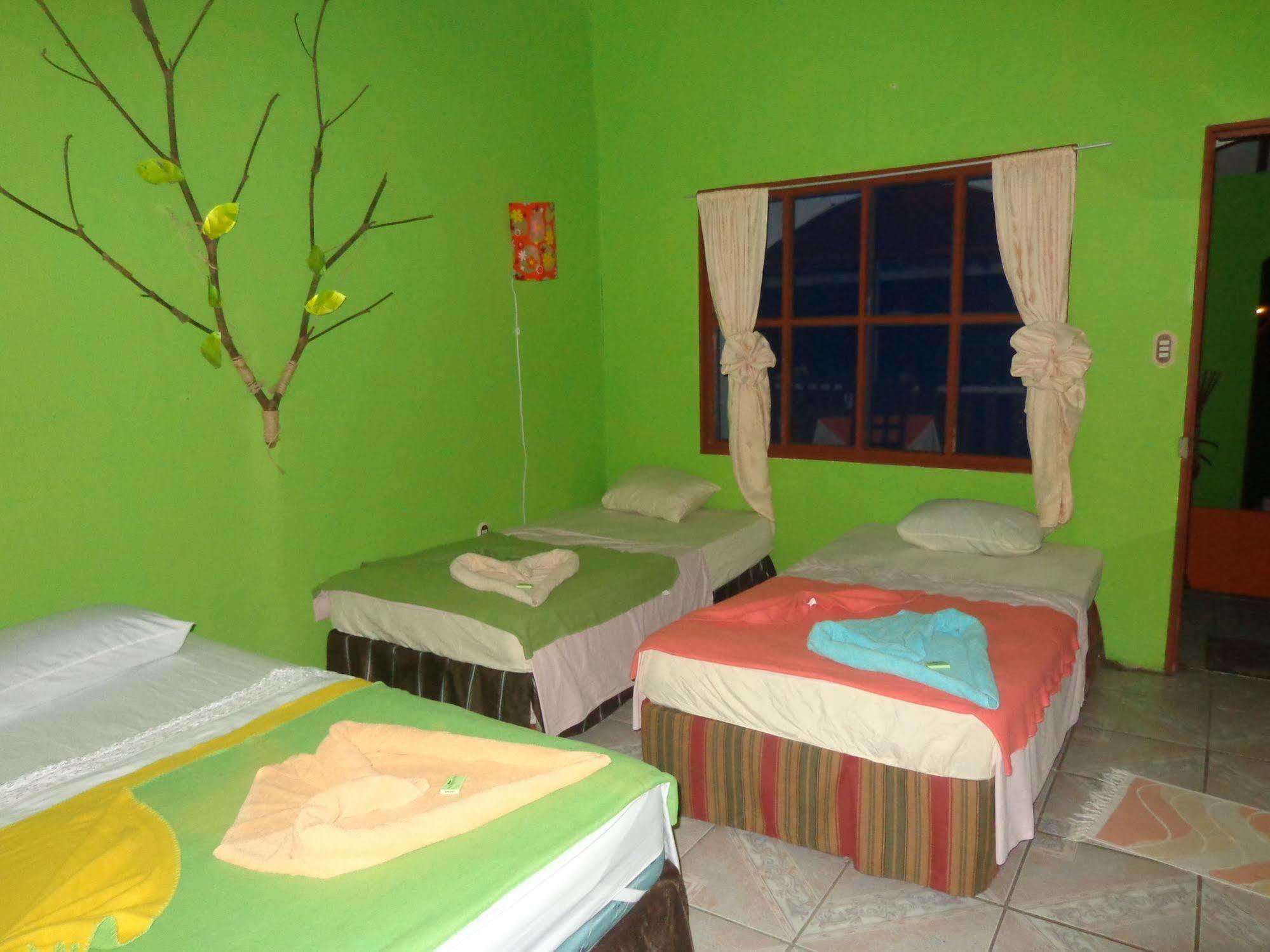 Cabinas Tortuguero Natural ภายนอก รูปภาพ